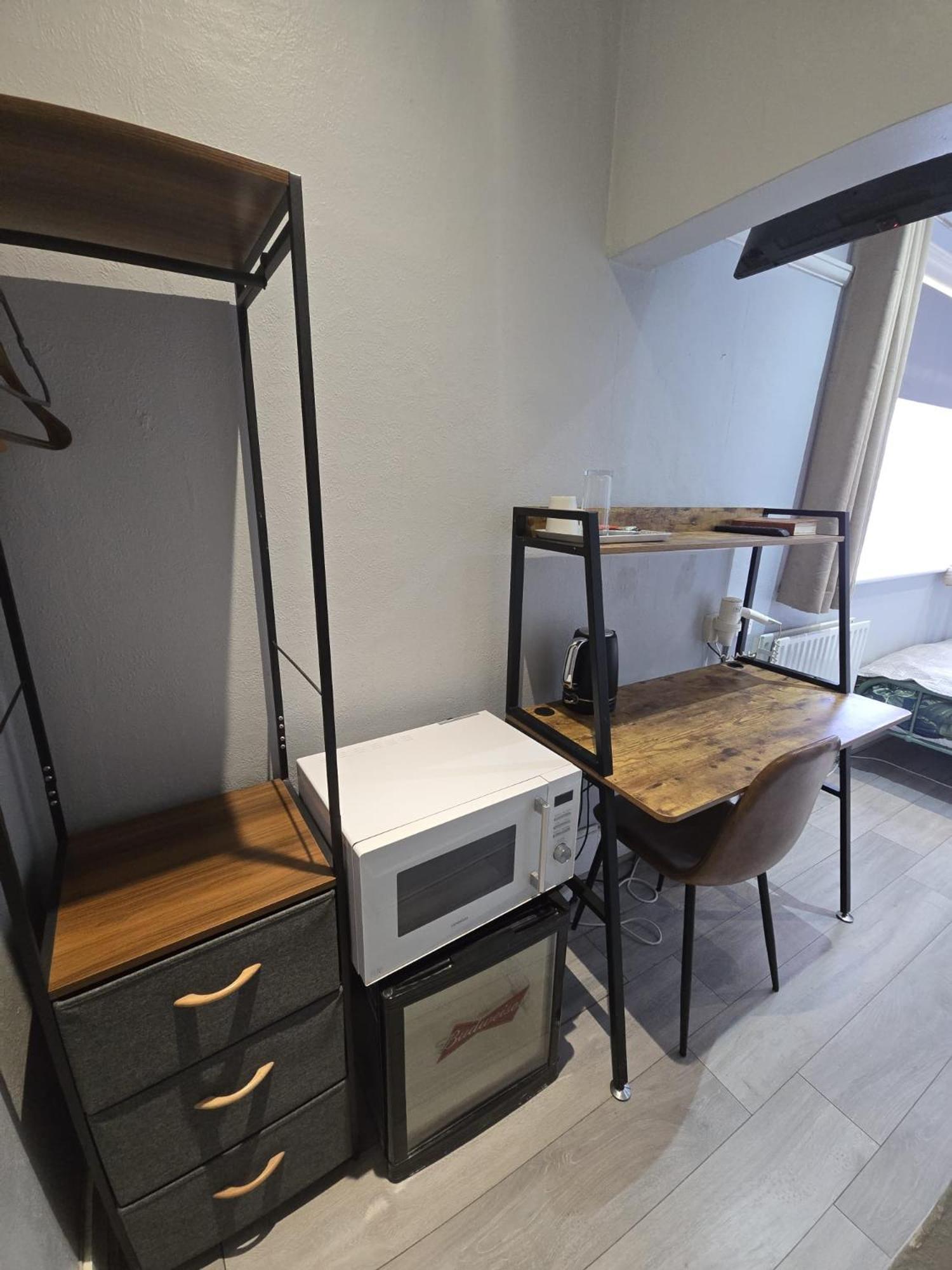 Glendevon House Hotel Бромли Екстериор снимка