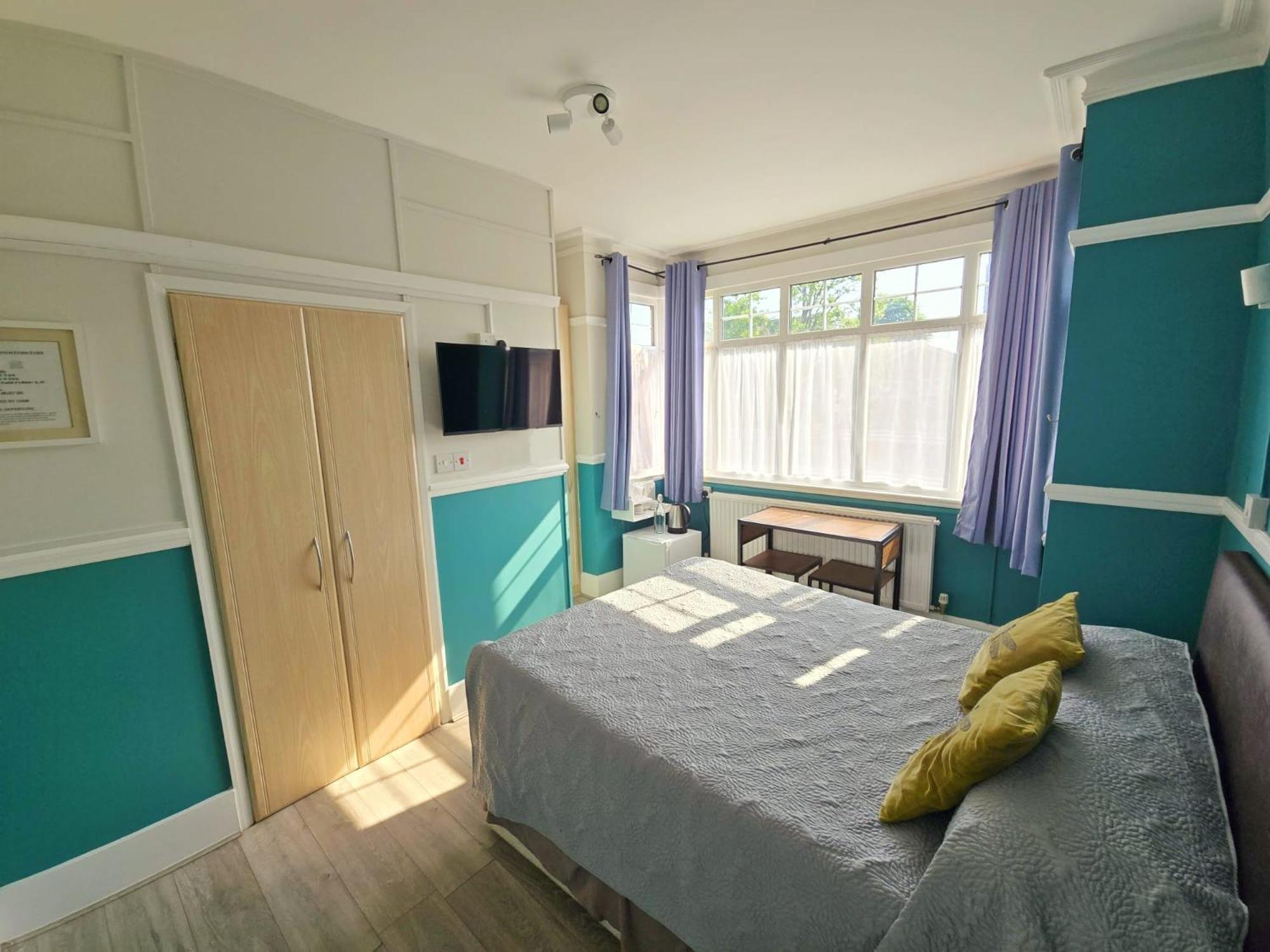 Glendevon House Hotel Бромли Екстериор снимка
